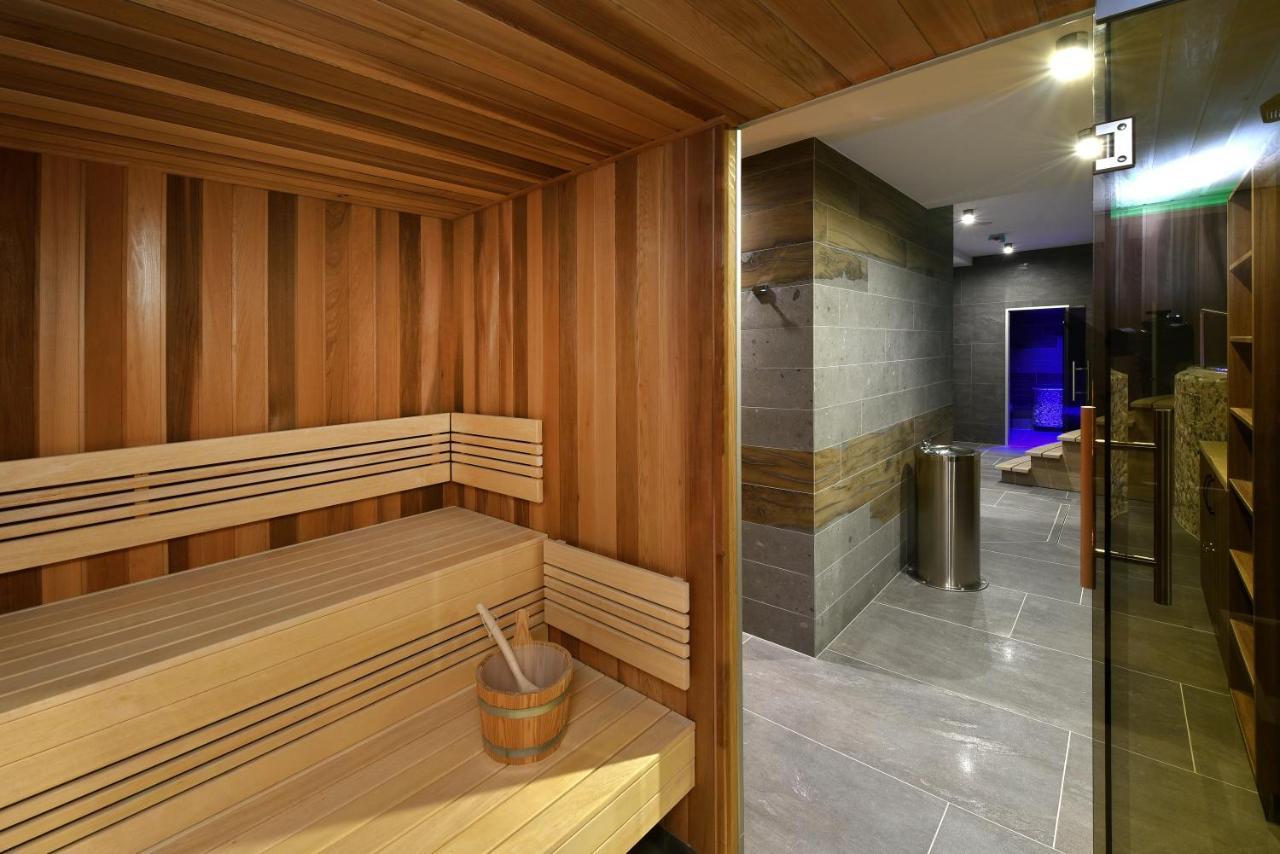 Aplend Hotel Ovruc Strbske Pleso Exterior photo